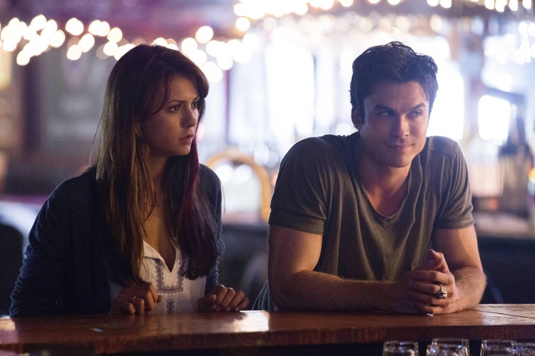 In Che Episodio Elena E Damon Si Baciano