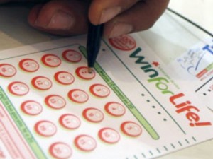 Win for Life, vince un disoccupato: “Comprerò una casa con i termosifoni”.