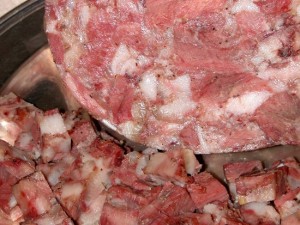 Allarme Listeria, salumificio bloccato per sospetta contaminazione del batterio killer
