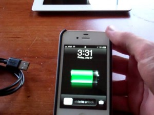 Batteria di iPhone si surriscalda durante ricarica: muore uomo per inalazione di fumo