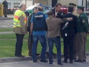 Monaco di Baviera, armato di coltello aggredisce passeggeri alla stazione: un morto