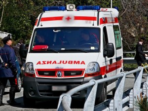 Veneto, diciassettenne si d? fuoco dopo una delusione d'amore