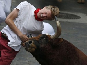 Spagna, 28enne muore incornato da un toro durante una 