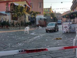 Sardegna, auto sulla folla alla festa: 25 feriti, guidatore linciato e accoltellato