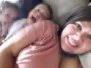 Marito chiede divorzio, mamma sgozza i figli di 3 e 7 anni e tenta di uccidersi