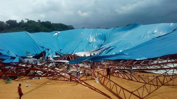 Nigeria, crollo tetto chiesa: 60 morti