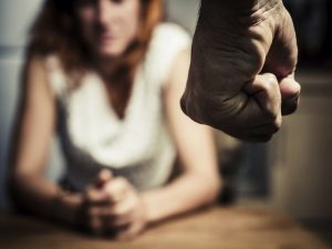 Mosca, picchiare la moglie non ? reato. Depenalizzata la violenza domestica