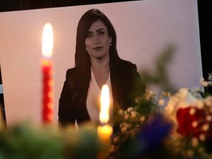 Iraq, la giornalista Shifa Gardi uccisa da una mina. Raccontava la battaglia di Mosul