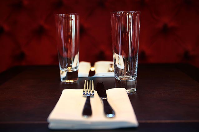 Iconic New York Landmark Tavern On The Green Restaurant Reopens