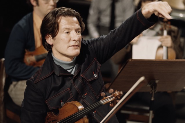 Morto a 92 anni Neville Marriner grande violinista e direttore d'orchestra britannico