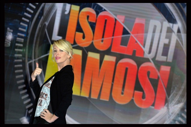 alessia-marcuzzi-isola-dei-famosi-edizione-piu-breve