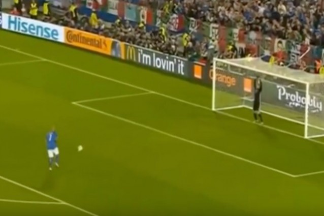Il rigore di Zaza diventa un meme, anche Roberto Bolle prende in giro l'attaccante