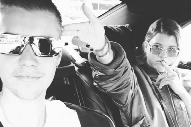 Justin Bieber chiude il suo profilo Instagram dopo gli insulti alla fidanzata Sofia Richie