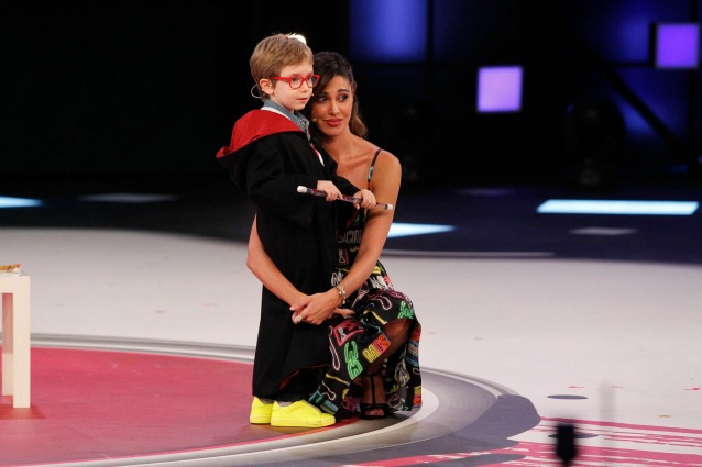 Pequenos Gigantes parte con 4 mln di spettatori, Belen e Stefano battono Al Bano e Romina