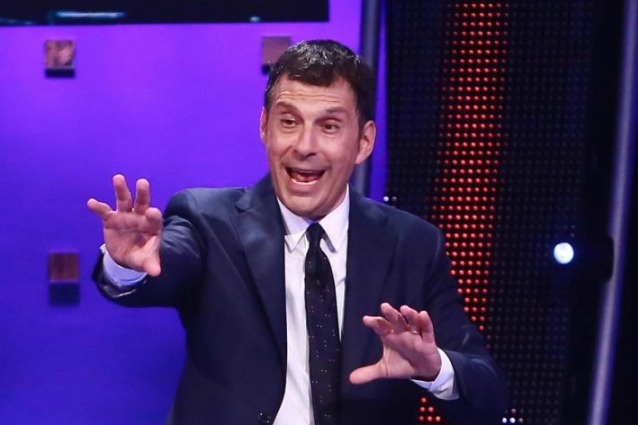 Gaffe di Fabrizio Frizzi a 