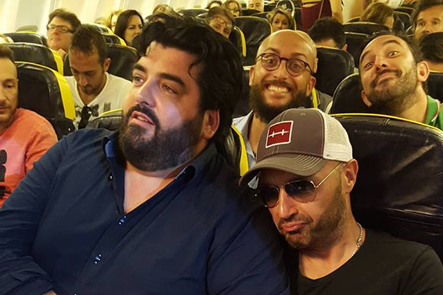 Joe Bastianich e Cannavacciuolo viaggiano in lowcost, ? polemica: 
