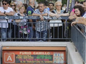 Roma, muore bambino di 5 anni caduto nel vano ascensore della metropolitana