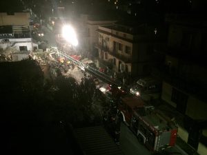Roma, esplode una palazzina: morte sotto le macerie Debora e la figlia Aurora di 8 anni