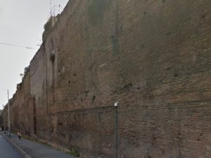 Crolla parte delle mura Aureliane a Roma, la soprintendenza: