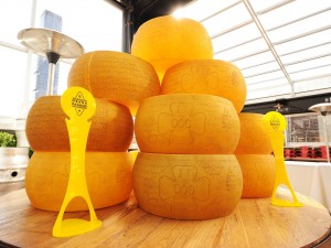 Allarme a Brescia: sequestrate 4mila forme di Grana Padano prodotte con latte contaminato