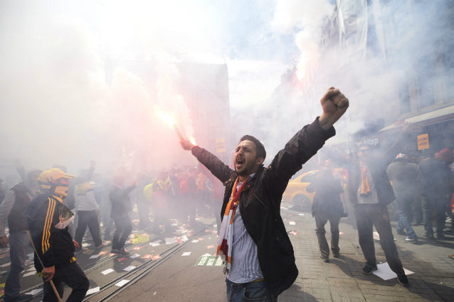 incontro tifosi napoli borussia