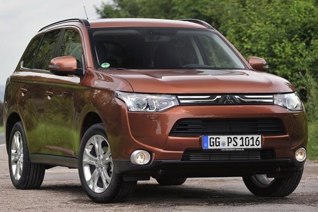 Mitsubishi Outlander 2013 restyling per il mercato globale