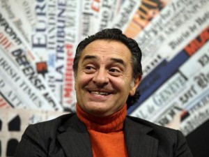 Italia, Prandelli: "Momento nero per il calcio italiano ma sogno di vincere il Mondiale"