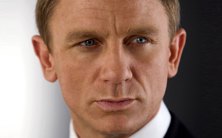 James Bond 23 sospeso
