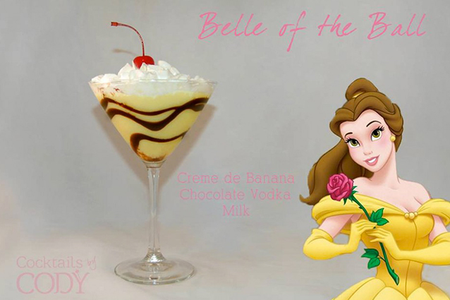 Si chiama Cody ed è un barman 23enne che si è lasciato ispirare dalle favole Disney ed ha creato dei cocktail da favola, uno per ogni personaggio.
