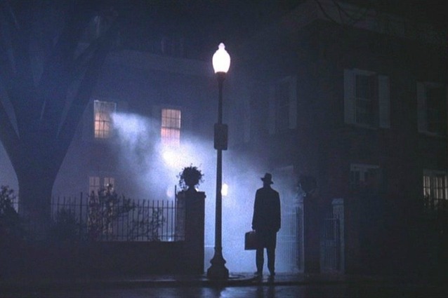I set cinematografici dei più famosi film dell'horror: luoghi reali e terrificanti