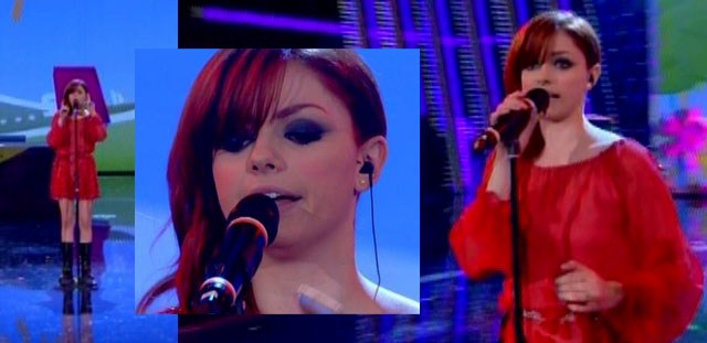 Aqnnalisa Scarrone ed il suo look nella prima puntata del serale di amici 2012