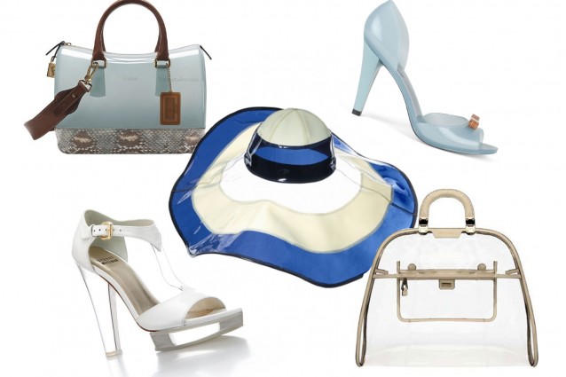 Una moda di plastica: scarpe e borse da spiaggia