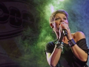 alessandra live