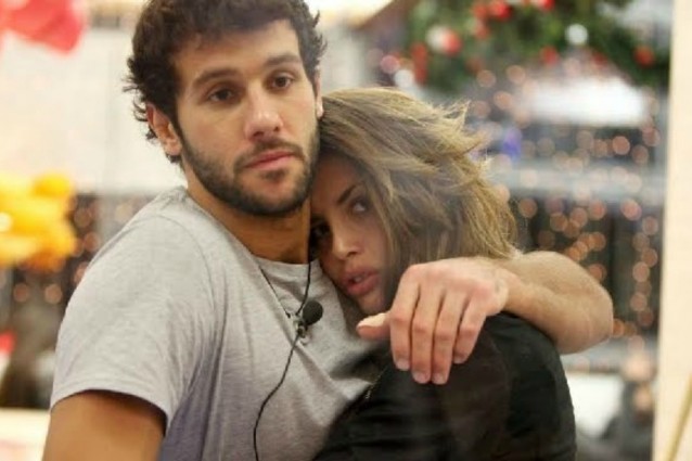 Rudolf scrive su facebook e parla della ragazza Francesca e dell'amica Ilenia