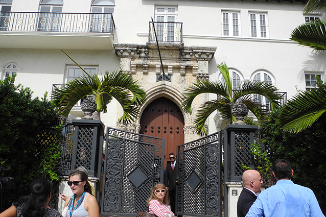 La famiglia Beckham compra la villa dove fu ucciso Versace