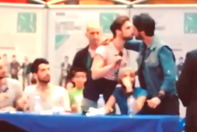 annunci gay con foto gay video in italiano annunci gay con foto gay video in italiano