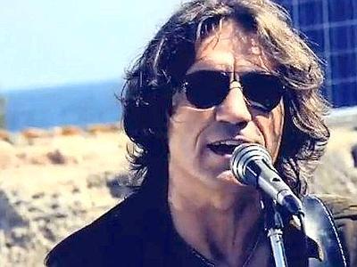 ligabue_backstage_web--400x300