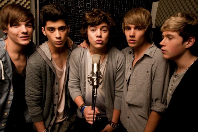 Arrivati al successo grazie alla lungimiranza di Simon Cowell che li ha riuniti in un gruppo pop, i giovanissimi One Direction conquistano il palco di Sanremo 2012