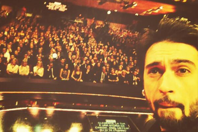 Francesco Sàrcina canta In questa città (VIDEO)