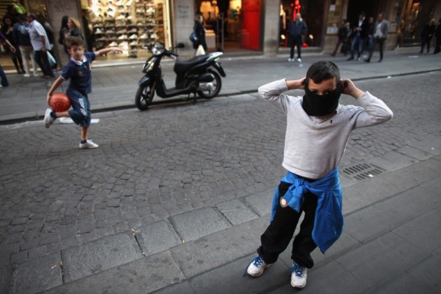Via Toledo, Napoli (foto Christopher Furlong/Getty Images)