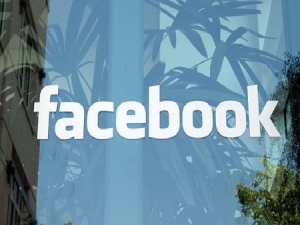 Facebook e Poker: arriva l'applicazione sulle WPT