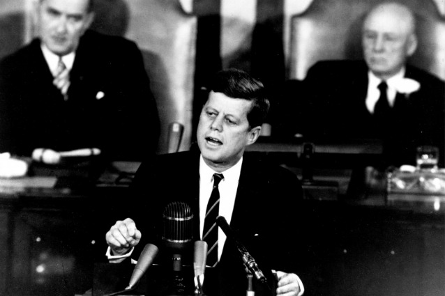 kennedy discorso luna