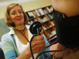 Il rischio di infarti aumenta del 40% se si dimentica la pillola per la pressione