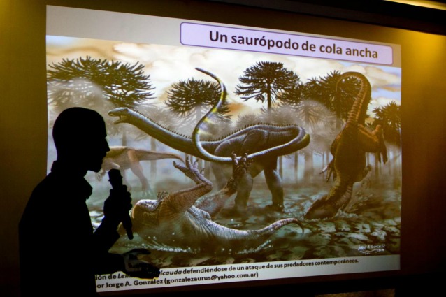 Presentazione dell'ambiente di vita del dinosauro
