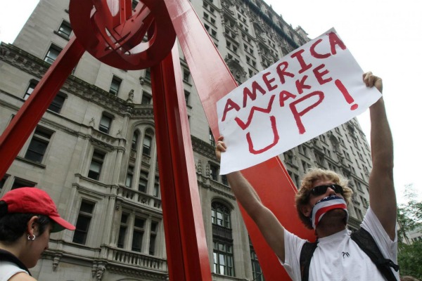 Un 99% che si oppone ad un intero sistema e propone un'alternativa pacifica in cui all'avidità di quell'1% venga posto un freno: questo è occupy wall street