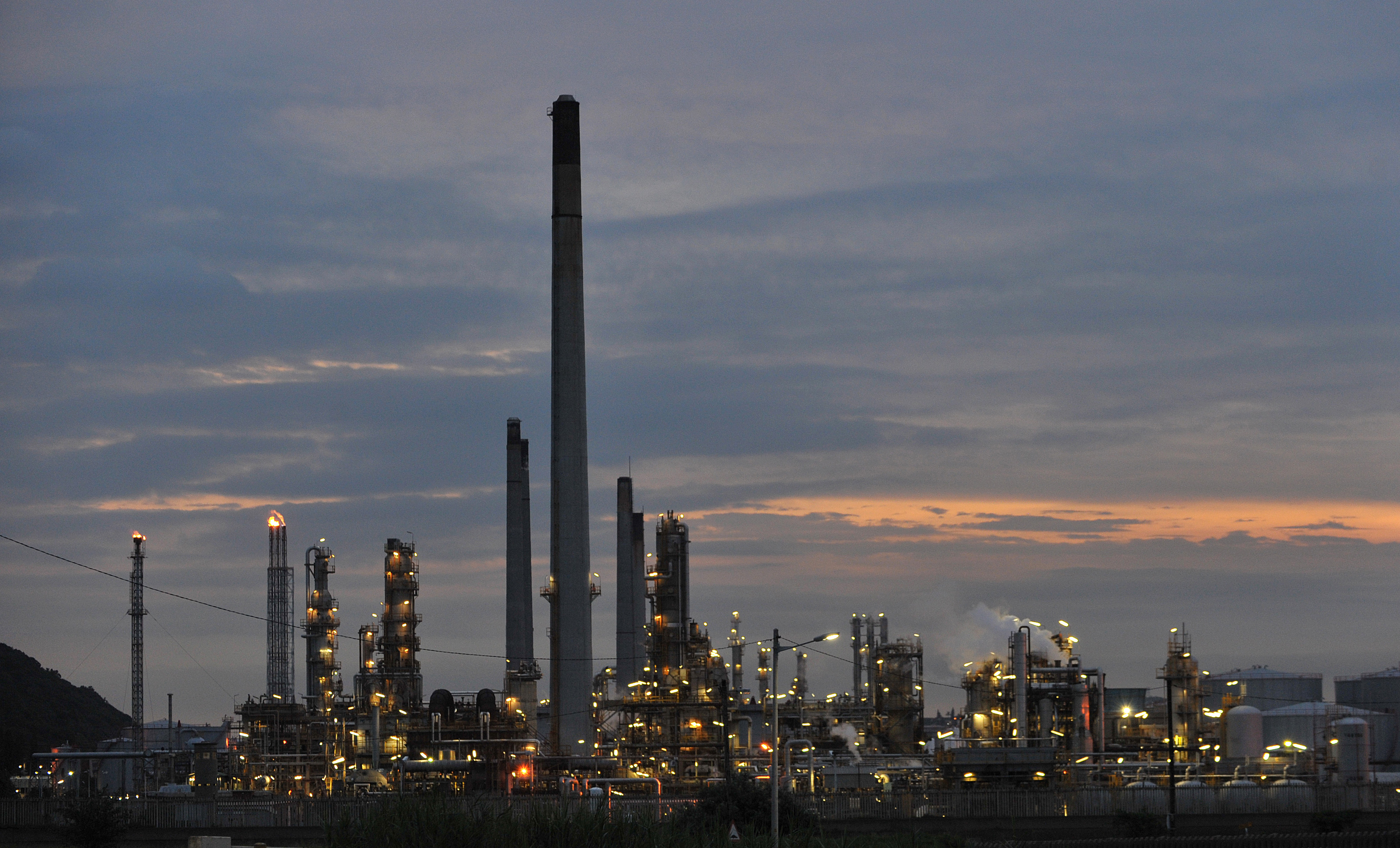 Prevista per il 9 dicembre la chiusura dei lavori al vertice di Durban, la conferenza ha portato a qualche buon risultato ma i dubbi per il futuro del nostro ambiente restano aperti. Gli Stati Uniti guidano ancora una schiera di paesi che non vuole accordi vincolanti sulle emissioni e che considera Kyoto un capitolo chiuso.