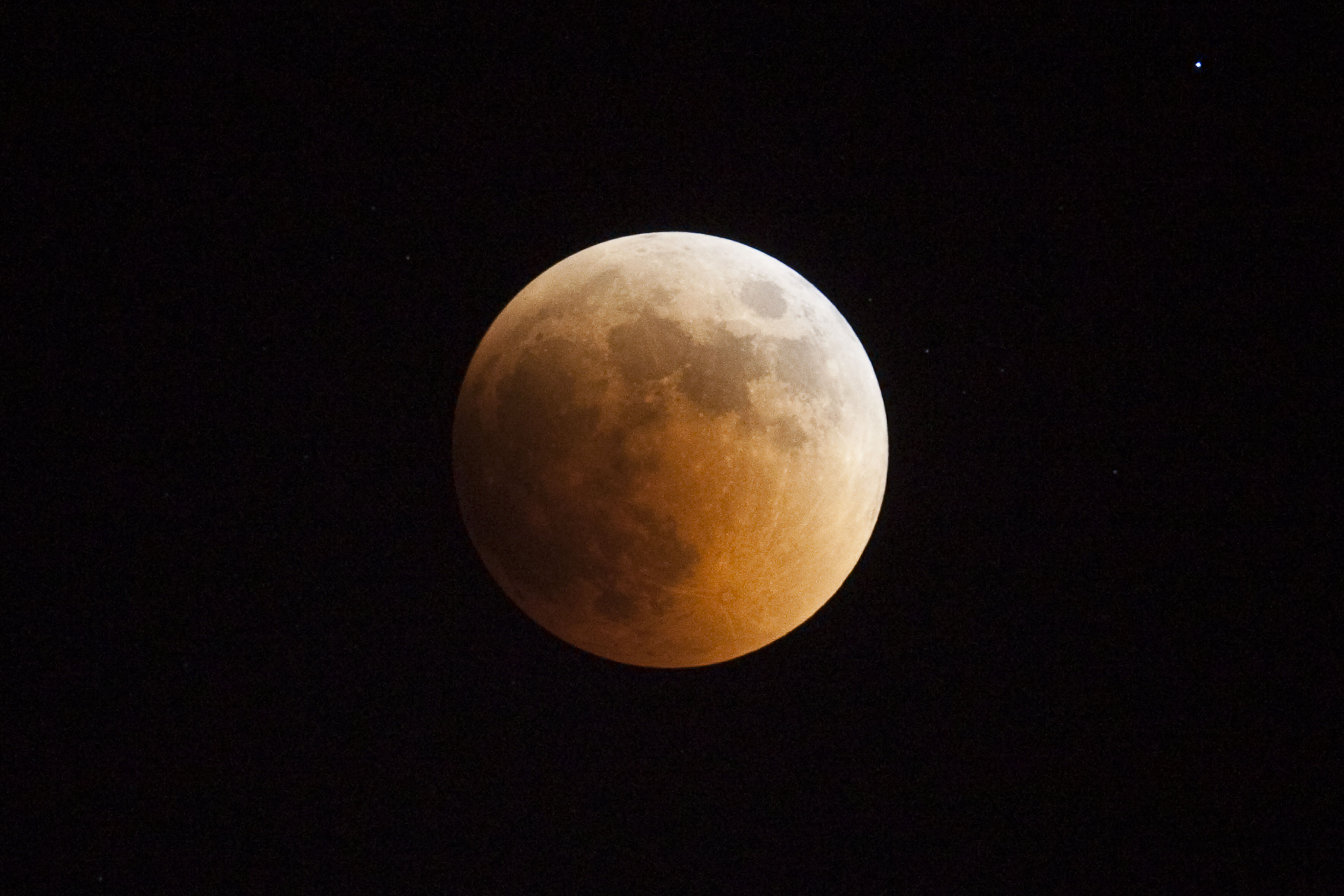 A Che Ora Sorge La Luna Oggi A Milano