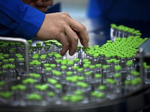 Il caso dei vaccini antinfluenzali della Crucell e della Novartis ritirati nelle ultime settimane finisce nel mirino degli inquirenti: la Procura di Torino ha aperto un’inchiesta dopo il rilevamento di anomalie nella composizioni delle dosi ritirate.