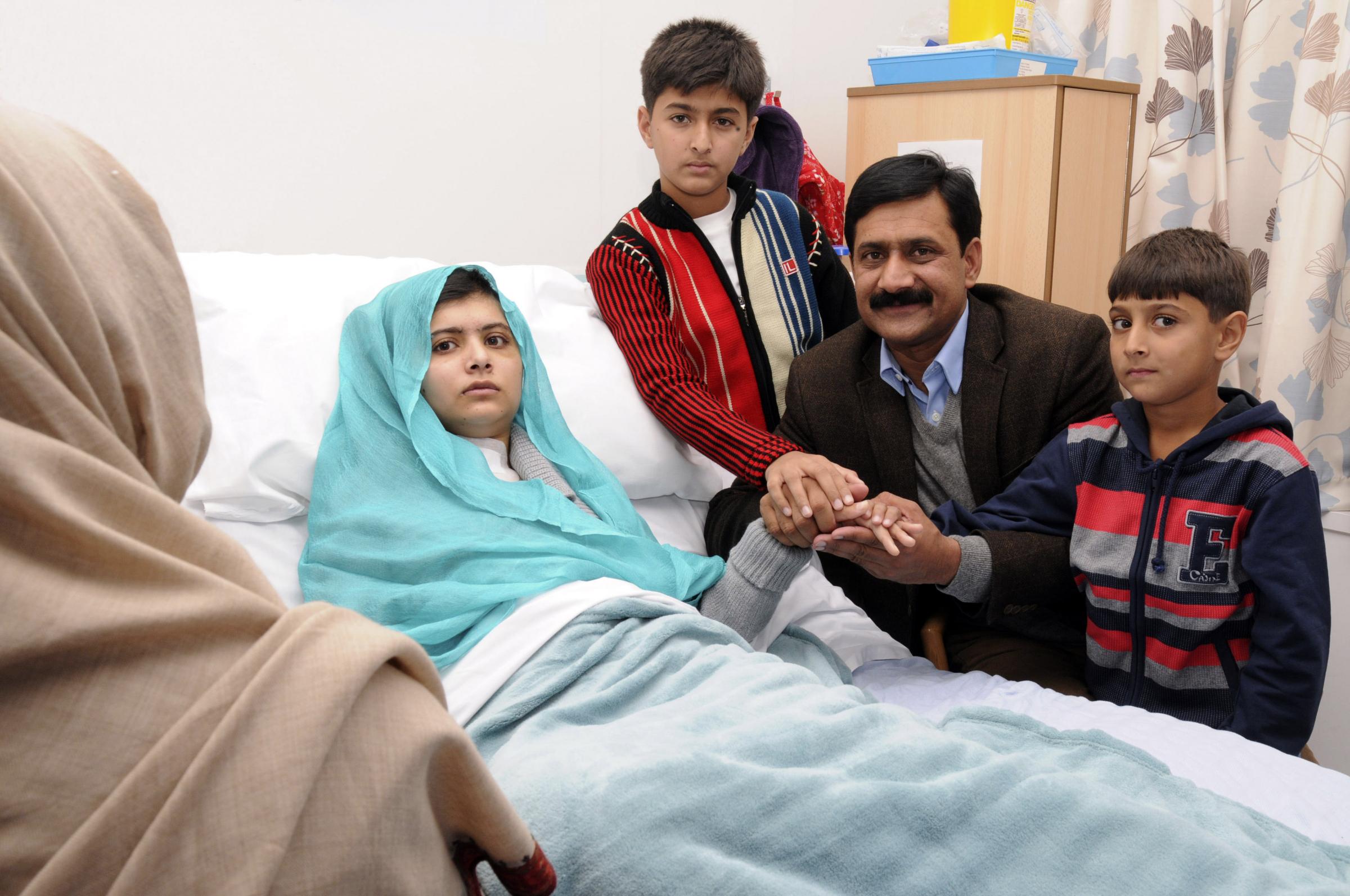 Il Nobel per la Pace a Malala, la ragazzina ferita dai talebani