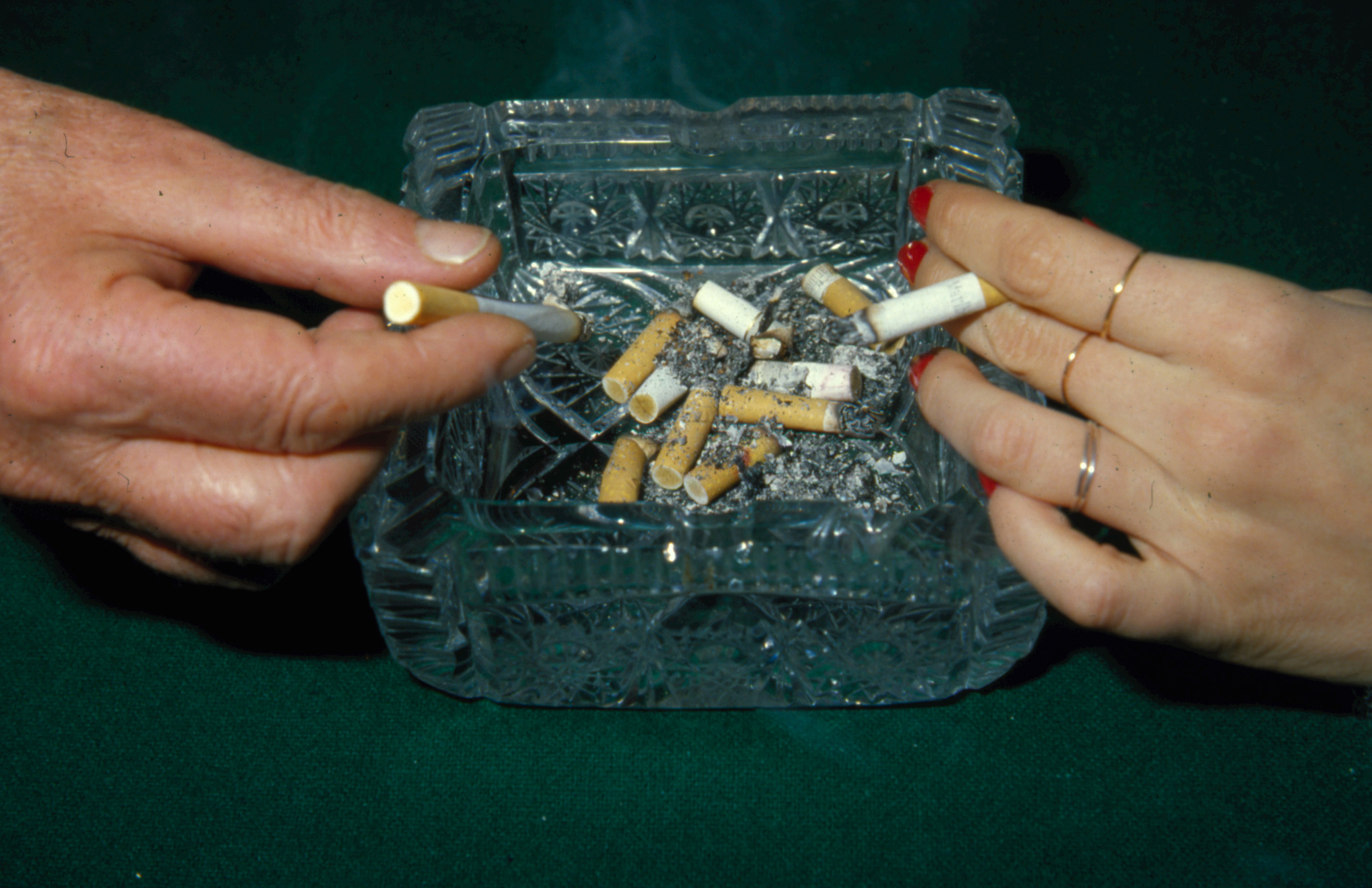 Smettere di fumare entro i 44 anni fa guadagnare 9 anni di vita Smettere di fumare entro i 44 anni fa guadagnare 9 anni di vita